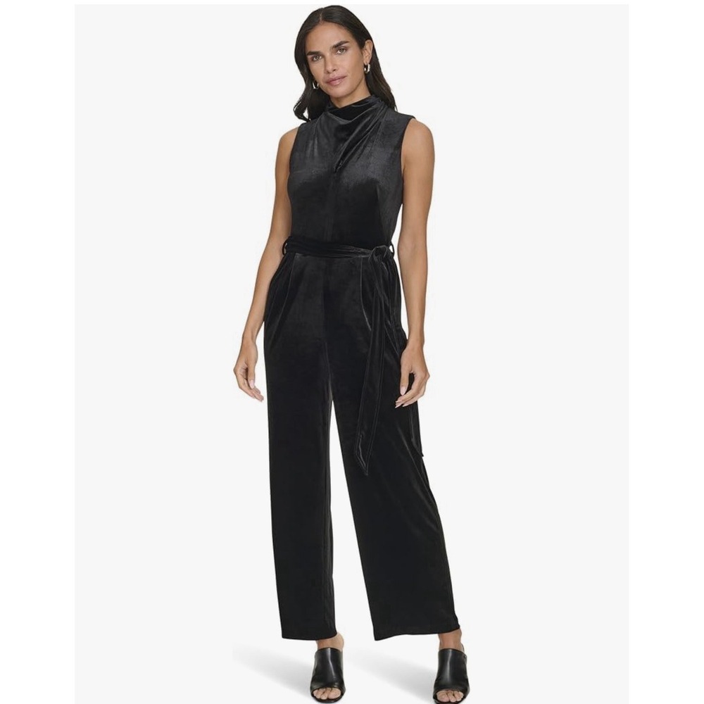 Calvin Klein NWT Black Velvet Jumpsuit Size 4 Sleeveless Wide Leg Belted